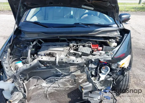 2010 Honda Insight Ex z USA, uszkodzony, nr VIN JHMZE2H78AS023858